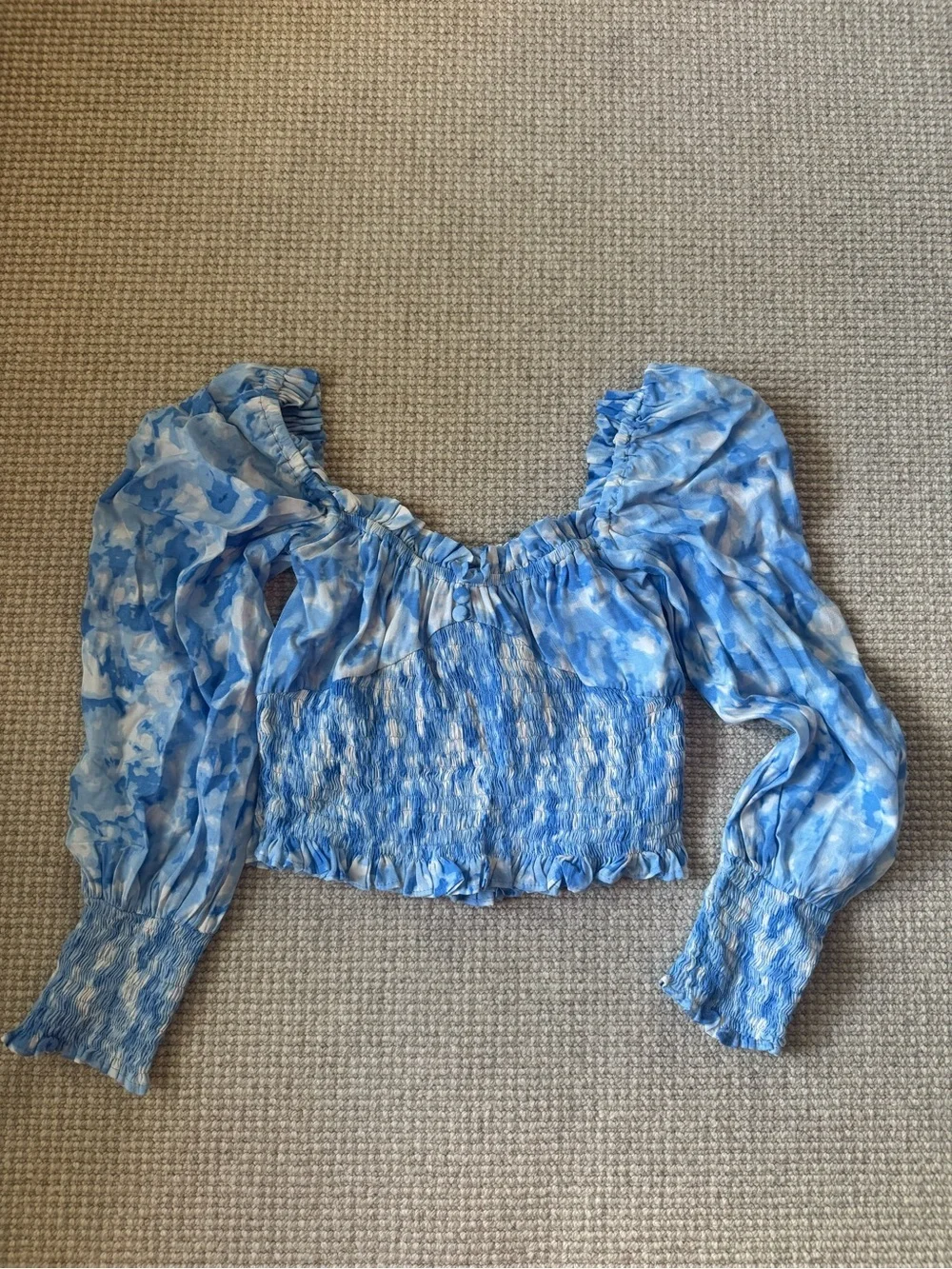 Faithfull the Brand Blue Floral Smocked Puff-Sleeve Crop Blouse